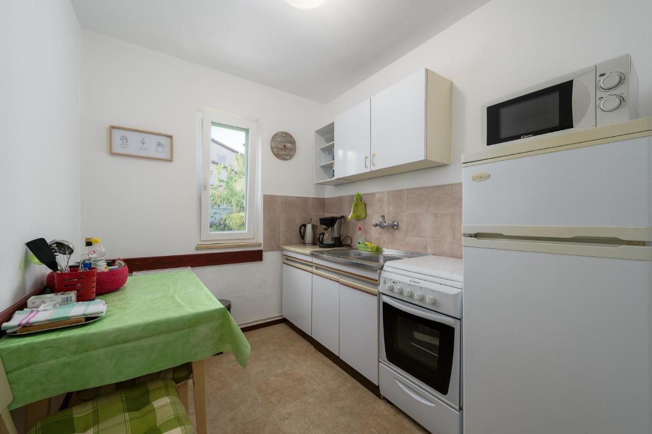 Apartman Inteuro Пореч Екстериор снимка