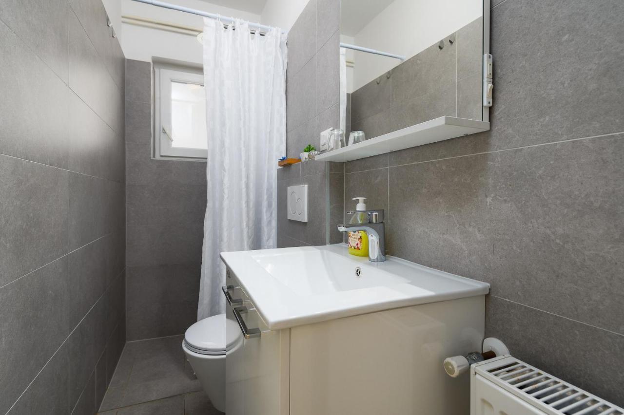 Apartman Inteuro Пореч Екстериор снимка